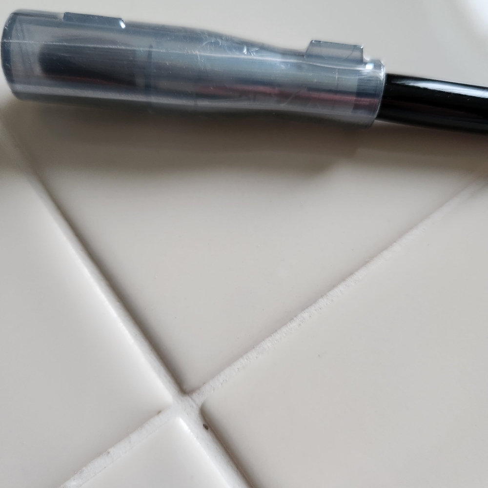 Sephora Pro Large Crease Blending Brush #27 - Picture 3 of 6